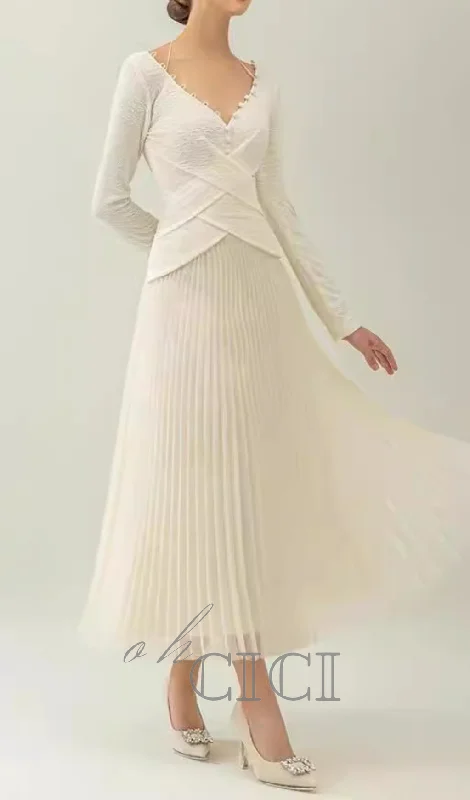 V NECK PLEATED MAXI DRESS IN IVORY Stylish Empire Waist Maxi Dress