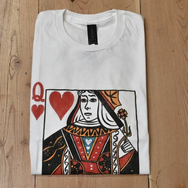 Queen of Hearts Graphic Tee Welt Pockets Slit Pockets Flap Pockets