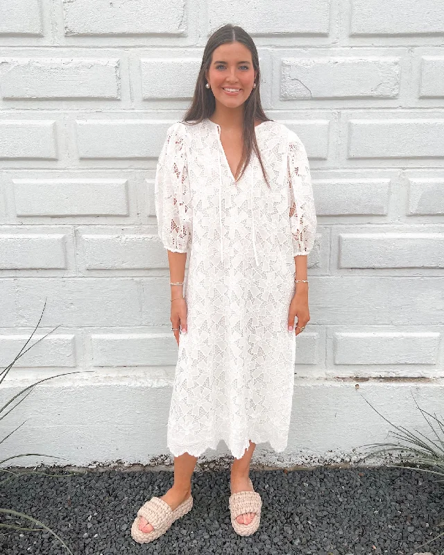 Pamela Caftan Maxi Dress | BuddyLove Classic Solid Maxi Dress