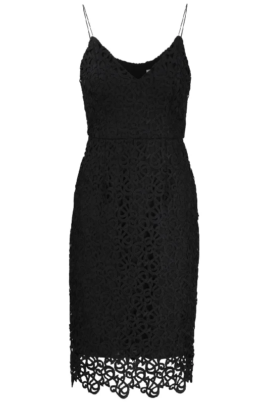 Palaise Lace Detailed Dress