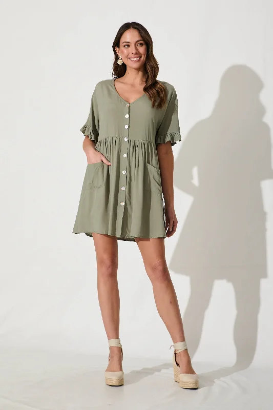 Maybank Smock Dress In Khaki