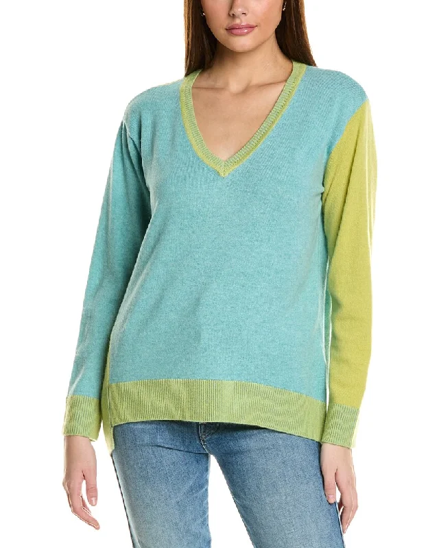 Collaboration V-Neck Asymmetrical Colorblocked Cashmere Sweater Jersey Fabric Tulle Fabric Batik Fabric Collaboration V-Neck Asymmetrical Colorblocked Cashmere Sweater Jersey Fabric Tulle Fabric Batik Fabric