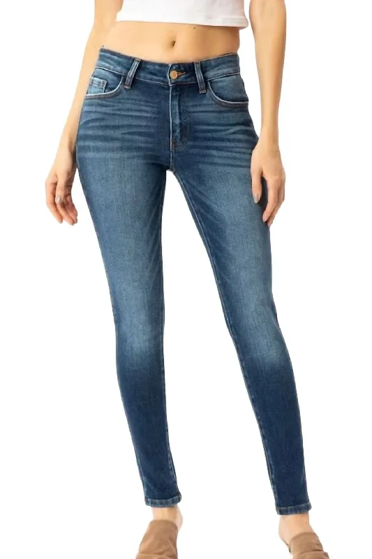 Women's Premier Mid Rise Super Skinny Jeans In Medium Stone Wash Stylish Shredded Denim Jeans Women's Premier Mid Rise Super Skinny Jeans In Medium Stone Wash Stylish Shredded Denim Jeans