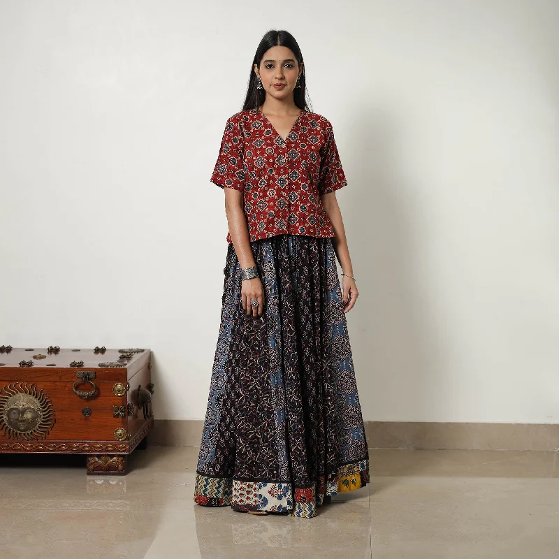 Multicolor - Block Print Cotton 24 Kali Patchwork Ajrakh Long Skirt 07 zip skirt side