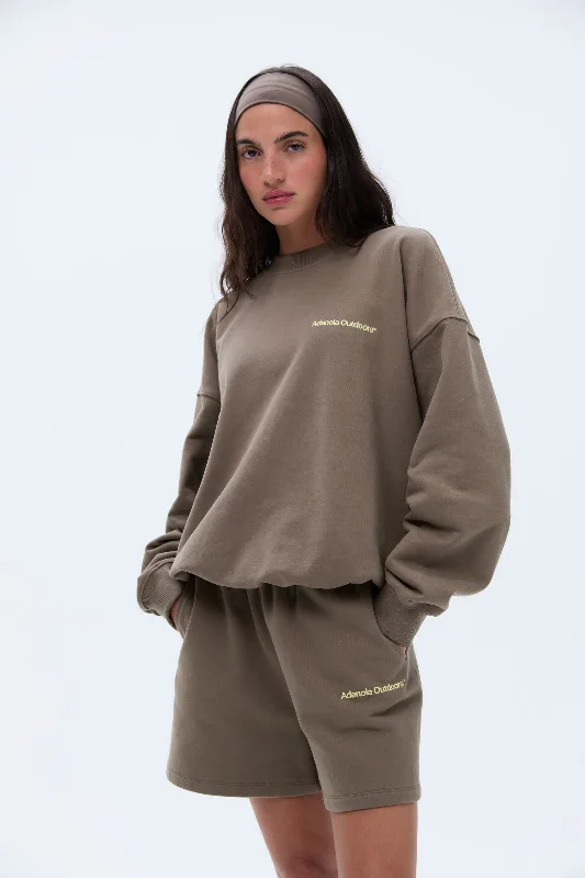 Trail Oversized Sweatshirt - Cocoa Brown Hoodie with Raglan Sleeves Sporty Comfortable Trail Oversized Sweatshirt - Cocoa Brown Hoodie with Raglan Sleeves Sporty Comfortable